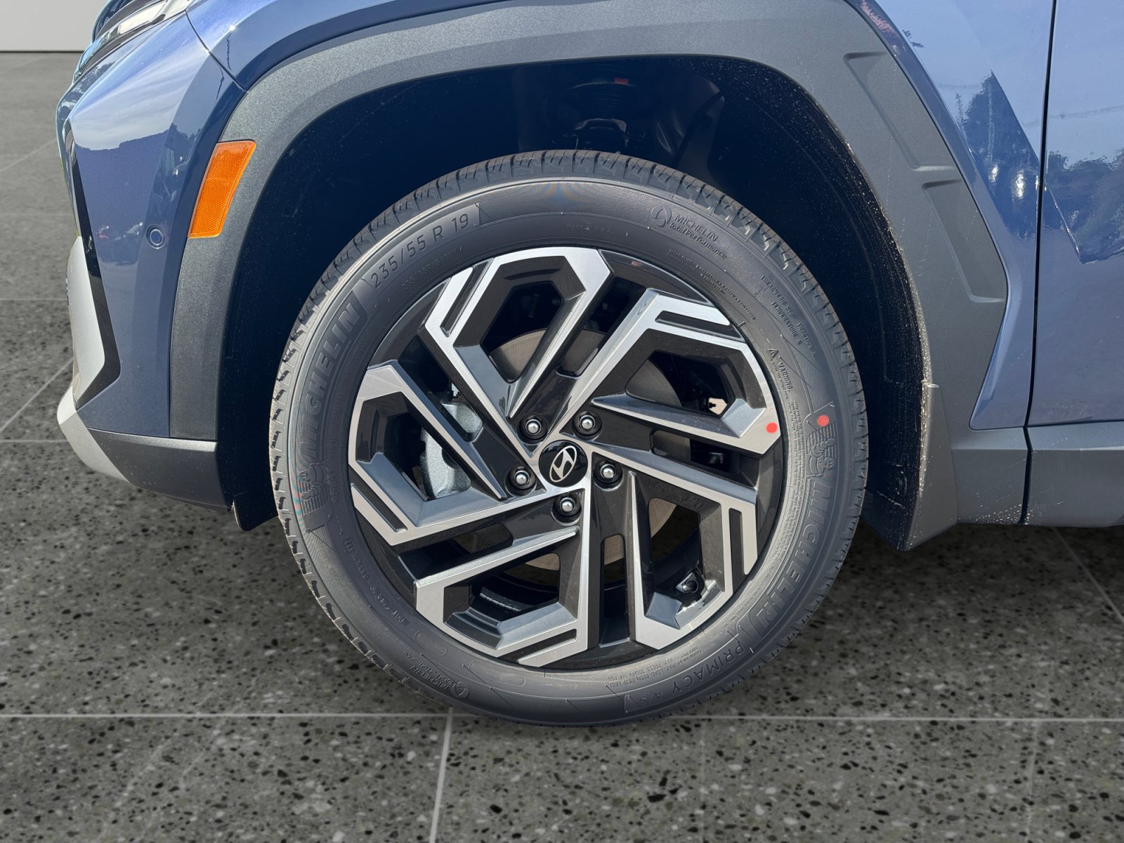 New 2026 Hyundai Tucson Limited w/ Tow & Go Package AWD/4WD image 14