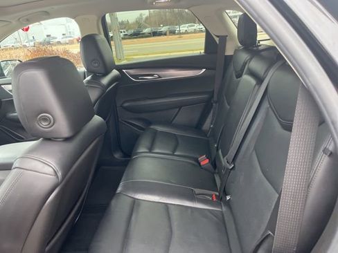 Used 2019 Cadillac XT5 Premium Luxury image 17