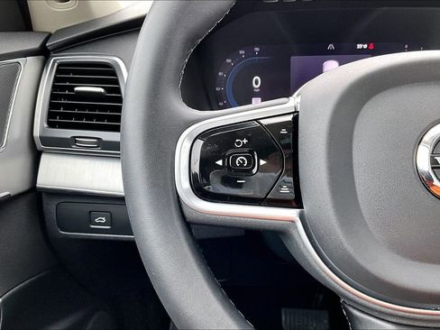 Certified 2023 Volvo XC90 B5 Core w/ Protection Package Premier image 11