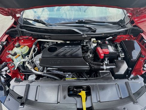 Used 2023 Nissan Rogue SV image 35