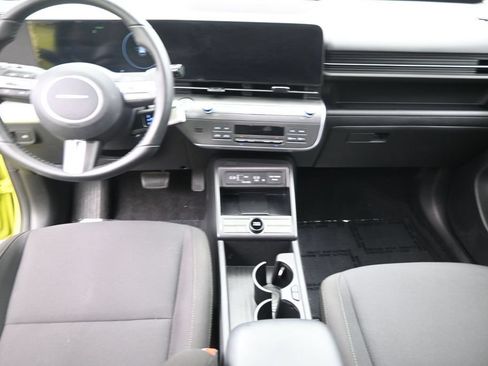 Used 2024 Hyundai Kona SEL w/ Convenience Package FWD image 15
