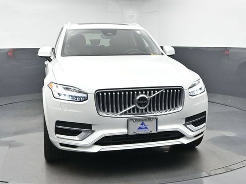 Used 2024 Volvo XC90 T8 Ultimate w/ Lounge Package AWD/4WD image 2