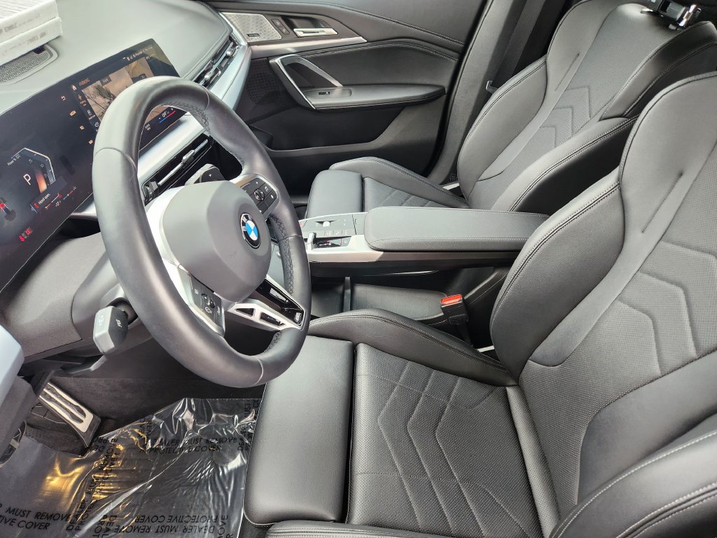 Used 2023 BMW X1 xDrive28i w/ Premium Package AWD/4WD image 4