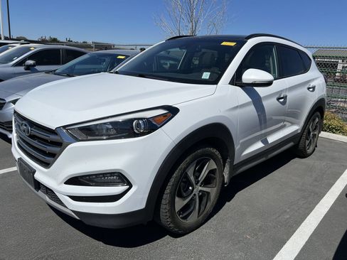 Used 2018 Hyundai Tucson Limited w/ Ultimate Package 02 AWD/4WD image 2