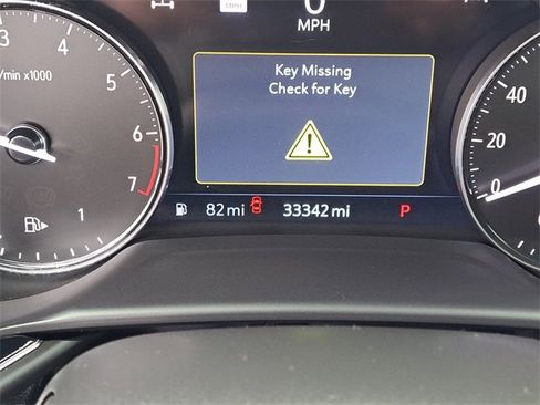 Used 2021 Buick Envision Avenir w/ Technology Package II image 12