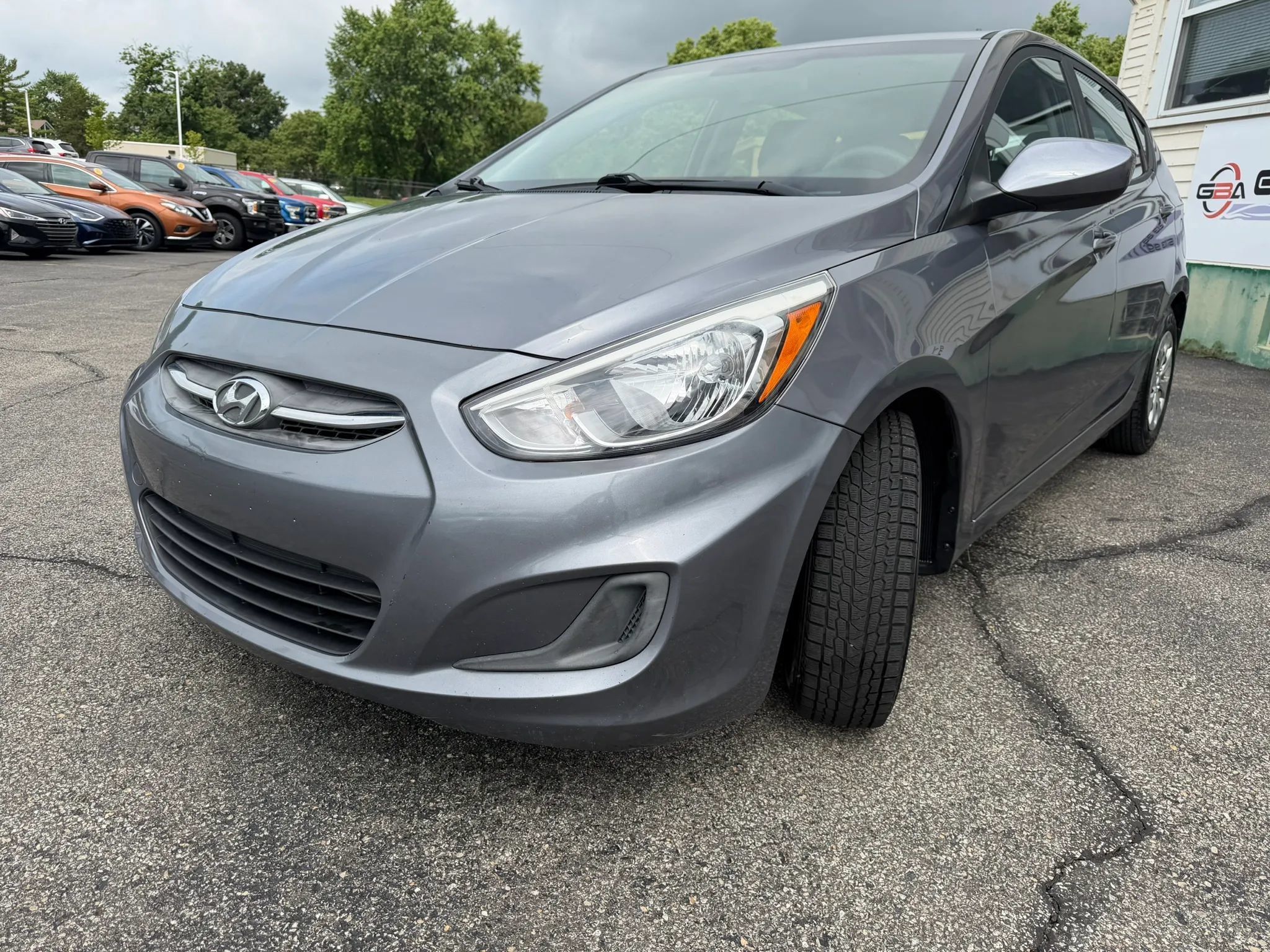 Used 2017 Hyundai Accent SE FWD image 9