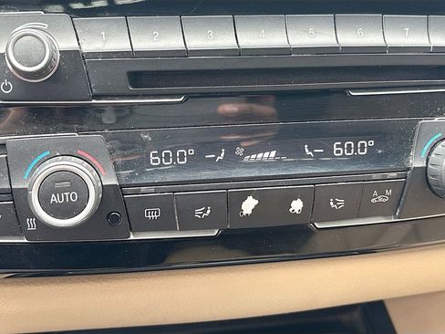 Used 2018 BMW 330i Sedan image 16