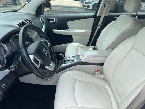 Used 2014 Dodge Journey Limited w/ Flexible Seating Group AWD/4WD image 4