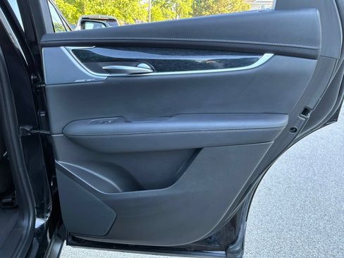 Used 2023 Cadillac XT5 Premium Luxury w/ Technology Package AWD/4WD image 27