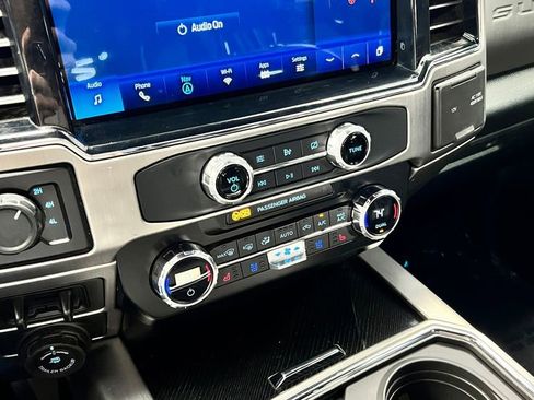 Used 2022 Ford F250 Platinum w/ Tremor Off-Road Package AWD/4WD image 11