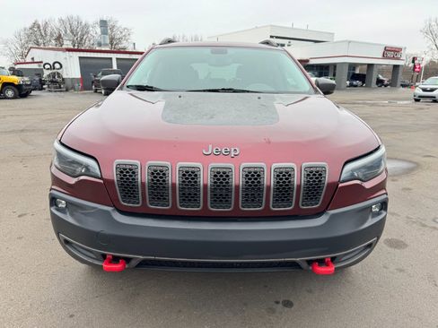 Used 2019 Jeep Cherokee Trailhawk image 8