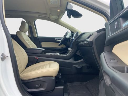 Used 2024 Ford Edge SEL w/ Convenience Package AWD/4WD image 12