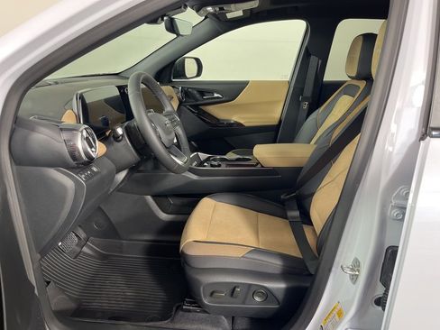 New 2026 Chevrolet Equinox ACTIV w/ Safety and Technology Package FWD image 23