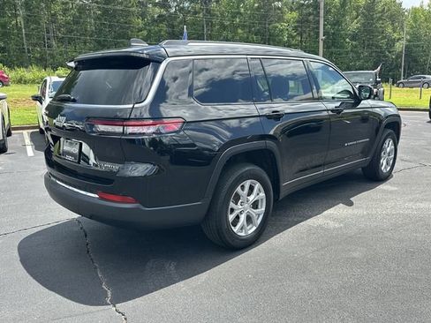 Used 2023 Jeep Grand Cherokee L Limited AWD/4WD image 8