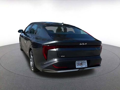 Used 2025 Kia K4 FWD image 11