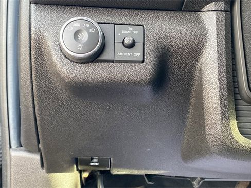 Used 2016 GMC Acadia Denali image 30