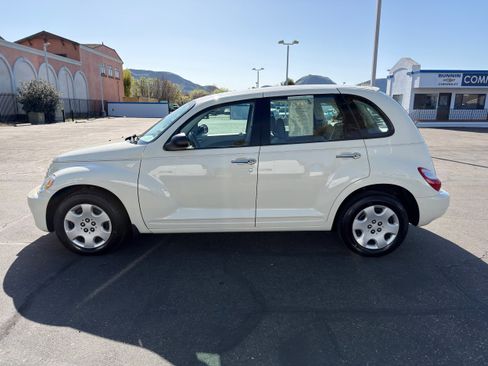 Used 2007 Chrysler PT Cruiser FWD image 35