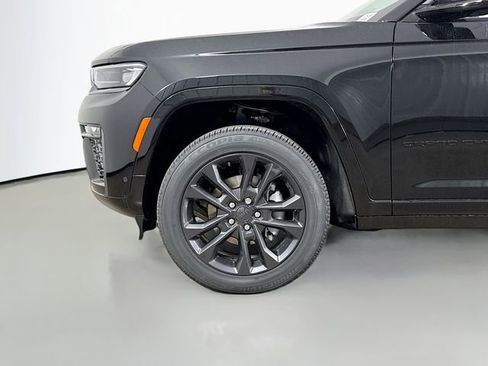 New 2026 Jeep Grand Cherokee Limited AWD/4WD image 32