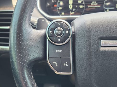 Used 2017 Land Rover Range Rover Sport AWD/4WD image 32