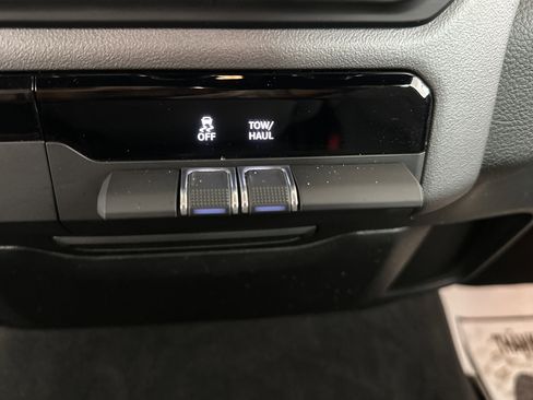 Used 2022 RAM 1500 Big Horn image 23