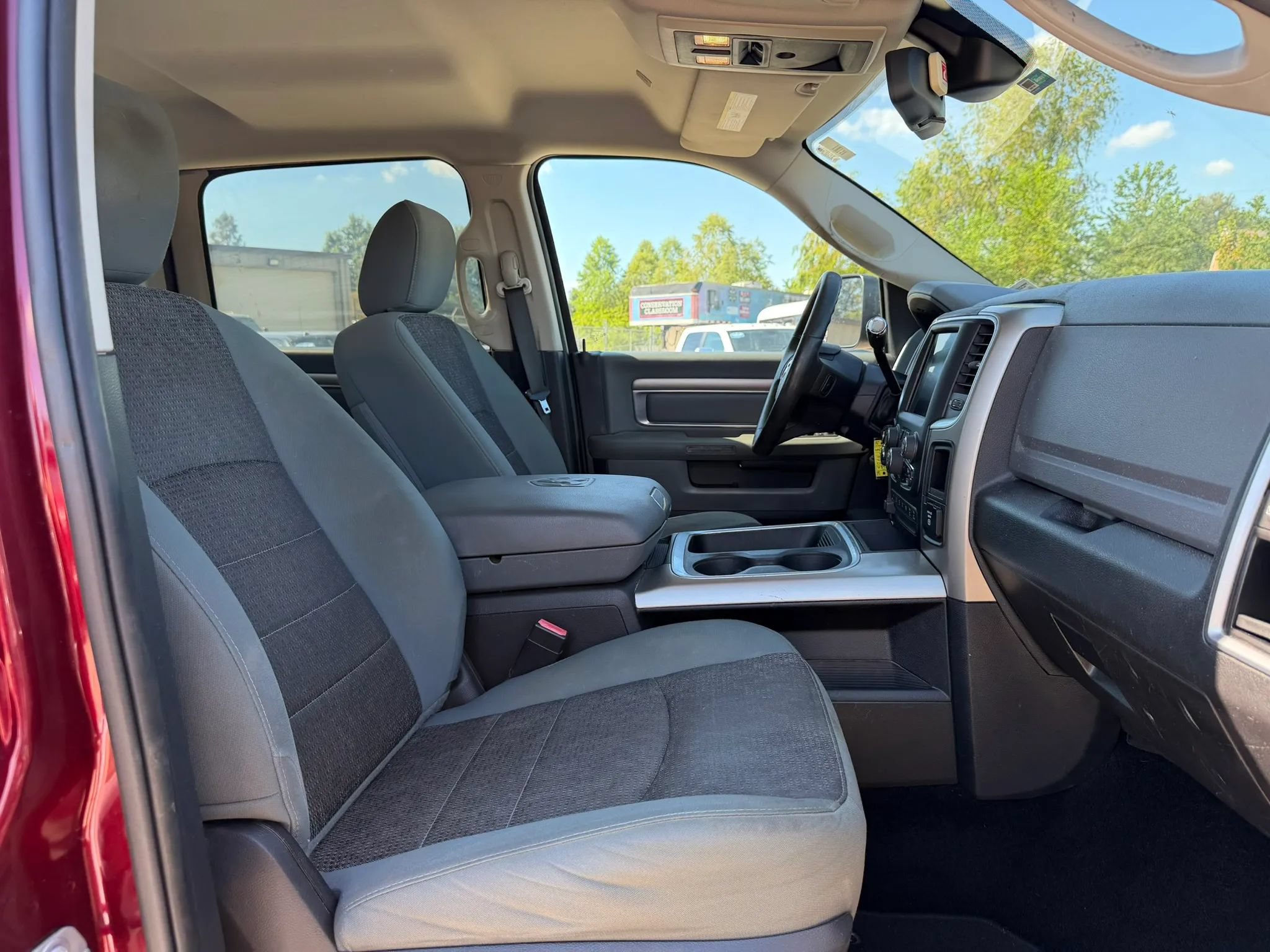 Used 2017 RAM 2500 Big Horn w/ Sport Appearance Group AWD/4WD image 22