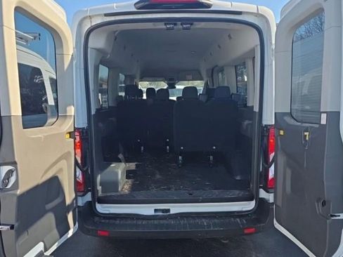 Used 2021 Ford Transit 350 XLT image 12