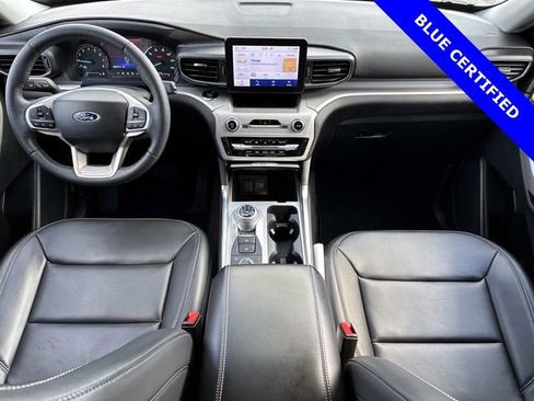 Certified 2024 Ford Explorer XLT w/ Equipment Group 202A AWD/4WD image 9