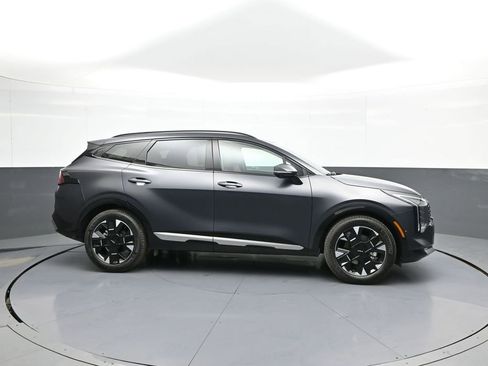 New 2026 Kia Sportage SX FWD image 5