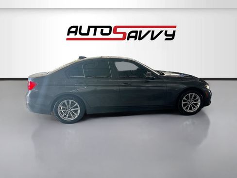 Used 2018 BMW 320i Sedan w/ Convenience Package RWD image 8