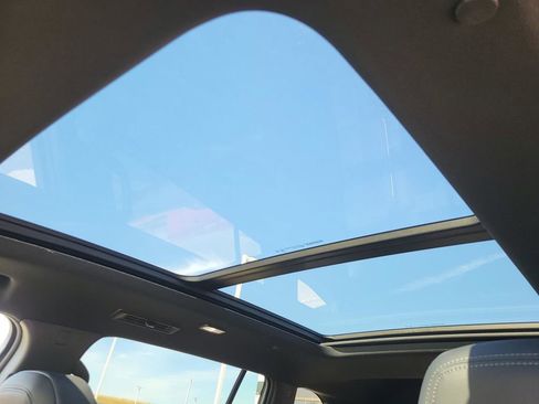 New 2026 Buick Enclave Sport Touring w/ Power Package image 8