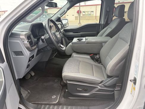Used 2024 Ford F150 XLT w/ Tow/Haul Package AWD/4WD image 4