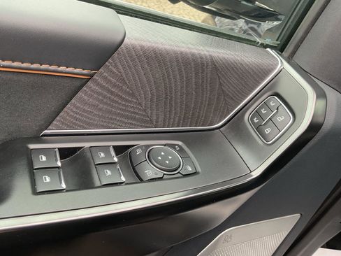 Used 2022 Ford F150 Platinum w/ Equipment Group 701A High image 11