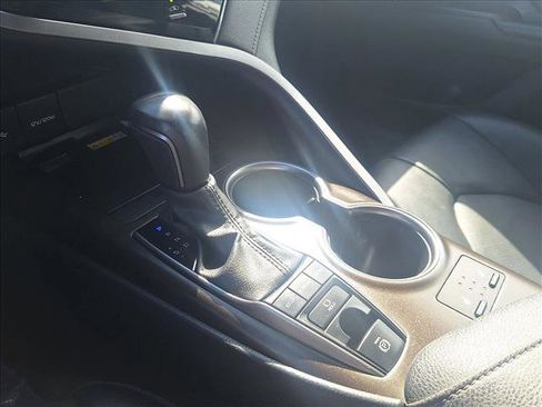 Used 2023 Toyota Camry XSE image 14