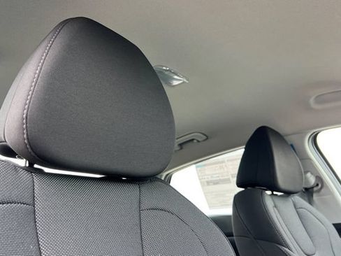 New 2026 Hyundai Elantra SE FWD image 15