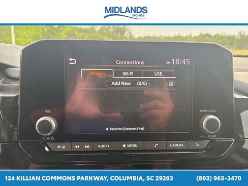 Used 2022 Nissan Pathfinder SV AWD/4WD image 31