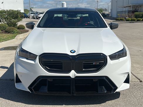 Used 2026 BMW M5 w/ Carbon Package image 11