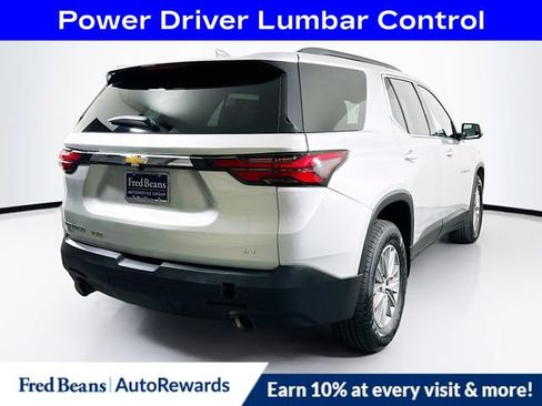 Used 2022 Chevrolet Traverse LT AWD/4WD image 9