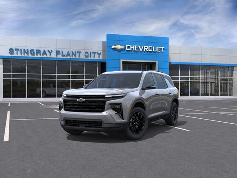 New 2026 Chevrolet Traverse LT w/ Midnight/Sport Edition FWD image 8