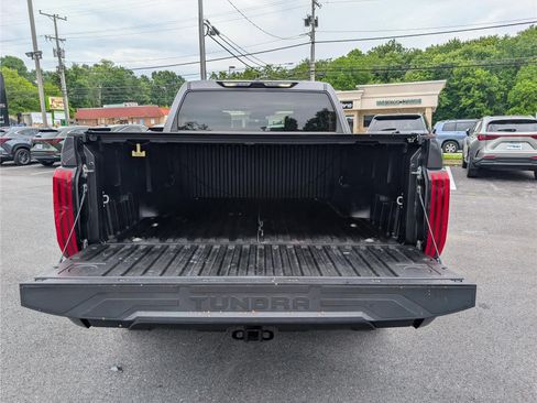 Used 2023 Toyota Tundra SR5 w/ SR5 Convenience Package AWD/4WD image 13