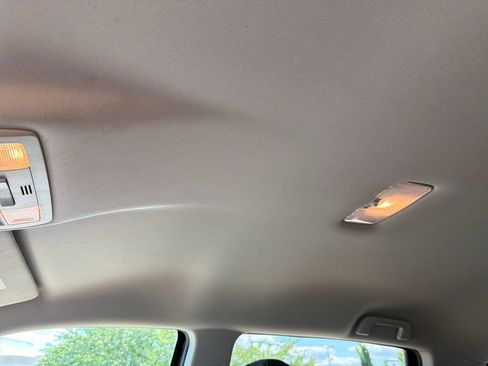 Used 2019 Toyota Tacoma SR5 RWD image 16