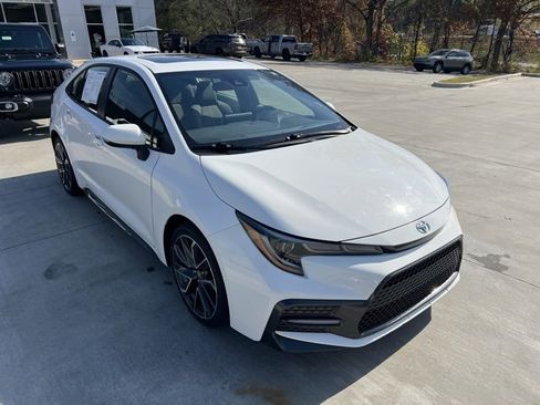 Used 2021 Toyota Corolla SE image 1