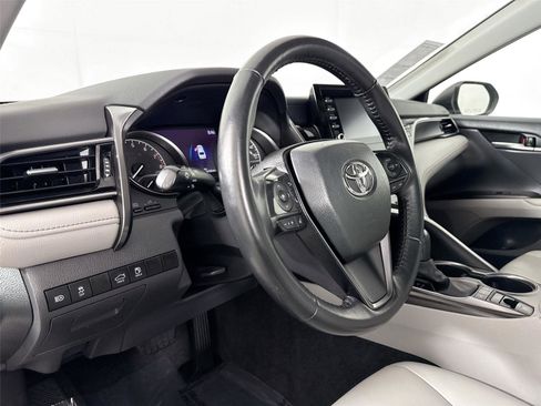 Certified 2023 Toyota Camry SE image 4