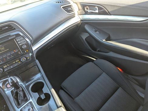 Used 2020 Nissan Maxima 3.5 S w/ Floor Mat Group image 19