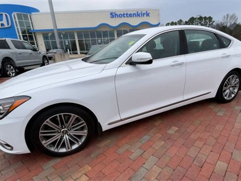 Used 2018 Genesis G80 3.8 image 6