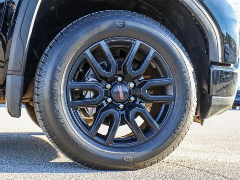 Used 2024 GMC Sierra 1500 Elevation image 9