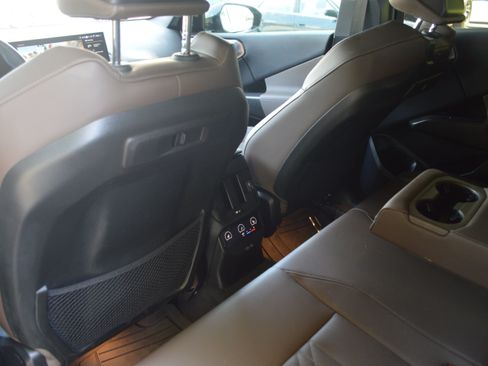 Used 2025 BMW X3 xDrive30i w/ Premium Package AWD/4WD image 29