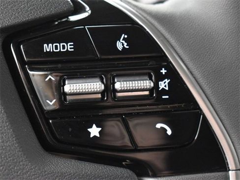 Used 2025 Kia Niro EX image 26