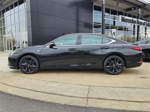 Used 2023 Lexus ES 300h F Sport w/ Accessory Package (Z2) image 5