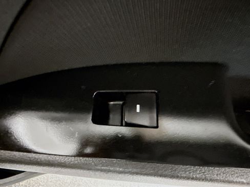 Used 2018 Hyundai Elantra SEL image 30