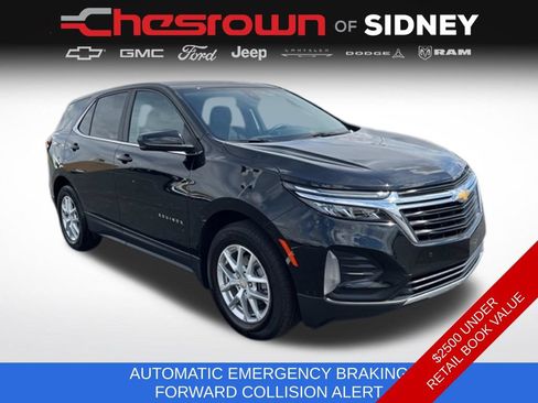 Used 2024 Chevrolet Equinox LT w/ LPO, Floor Liner Package FWD image 3